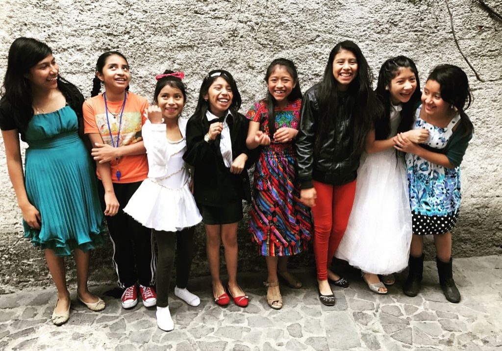 Proyecto5thGradeGirls Fifth grade girls from Proyecto Capaz participate in International Women's Day on March 8, 2017.